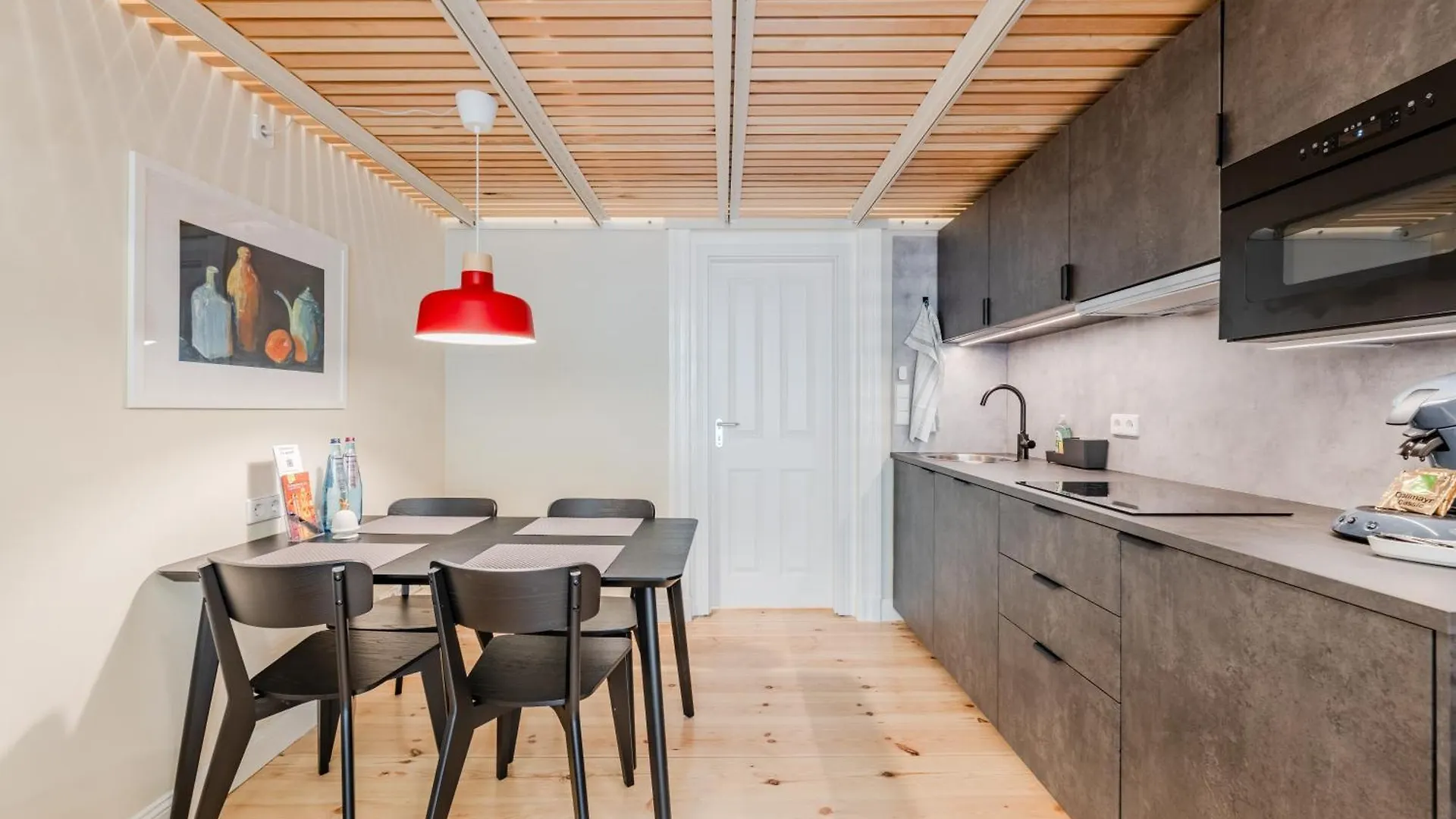 Urban Smart Kreuzberg Apartment Berlin